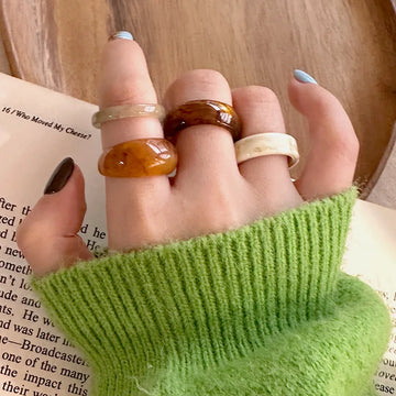 DAIIIBABYYY  -  4Pcs Vintage Resin Irregular Geometry Ring Set For Women's Personalized Fashion Simple Acrylic Rings Hand Stackable Jewelry Gift